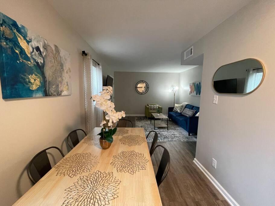 * Prime Place * Pet Friendly * King Bed * Durham Exterior photo